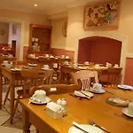 בית הארחה Hazelbrook House 3*