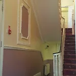 Hazelbrook House 3* דבלין