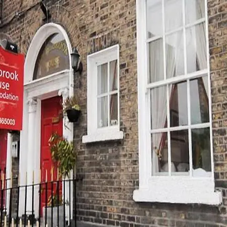 Hazelbrook House 3* ダブリン