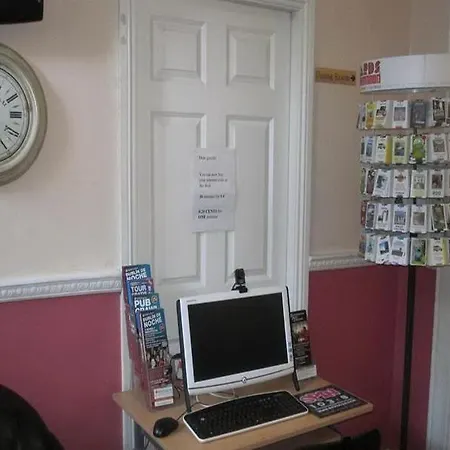 Hazelbrook House 3* Дублин