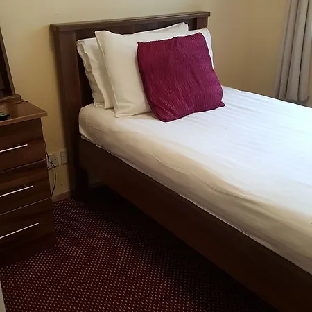 Hazelbrook House 3* Дублин