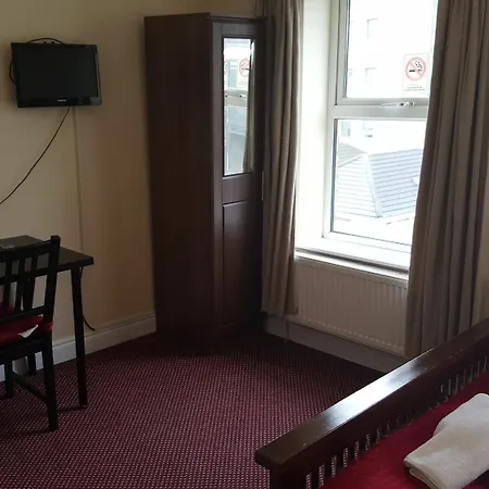 Гостевой дом Hazelbrook House Дублин