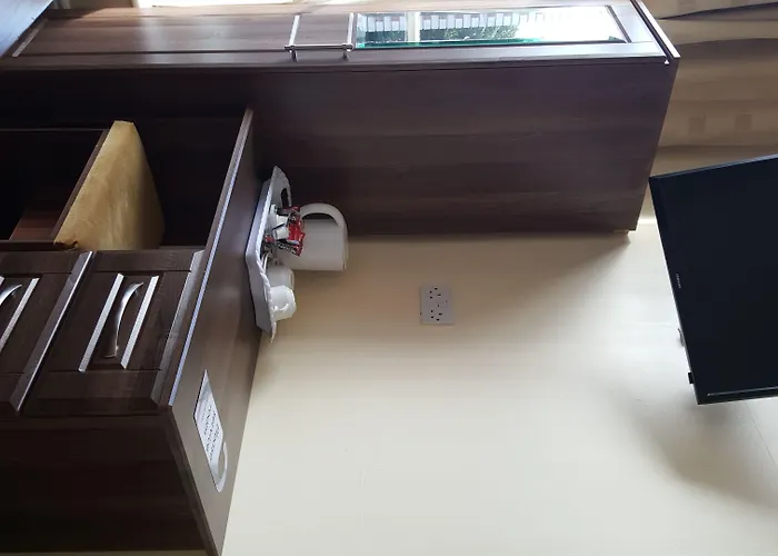 Hazelbrook House בית הארחה 3*