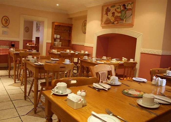 Guest house Hazelbrook House 3*