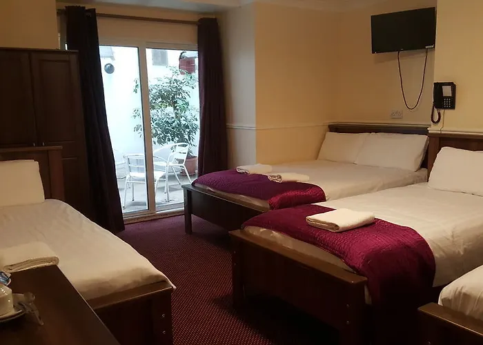 Guest house Hazelbrook House